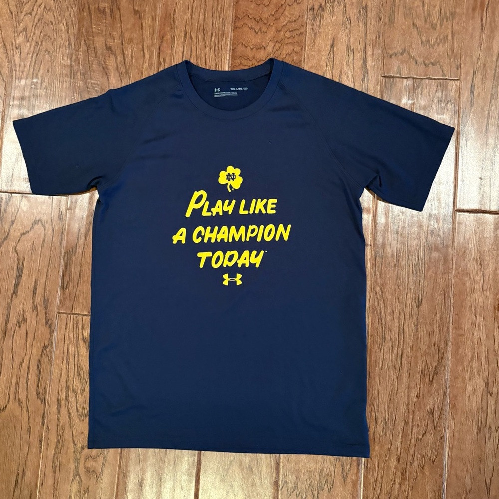 Under Armour Notre Dame Play Like A Champion T Shirt Size YXl